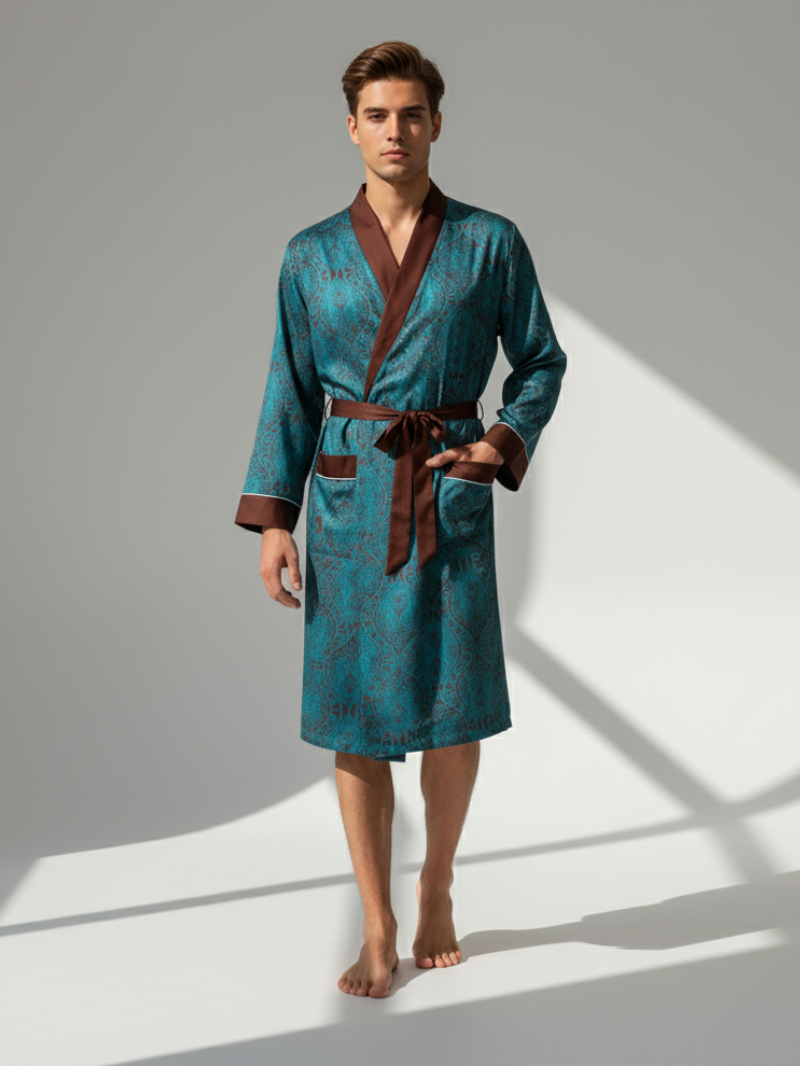 Men’s Robe – Luxurious Paisley Pattern Sleepwear