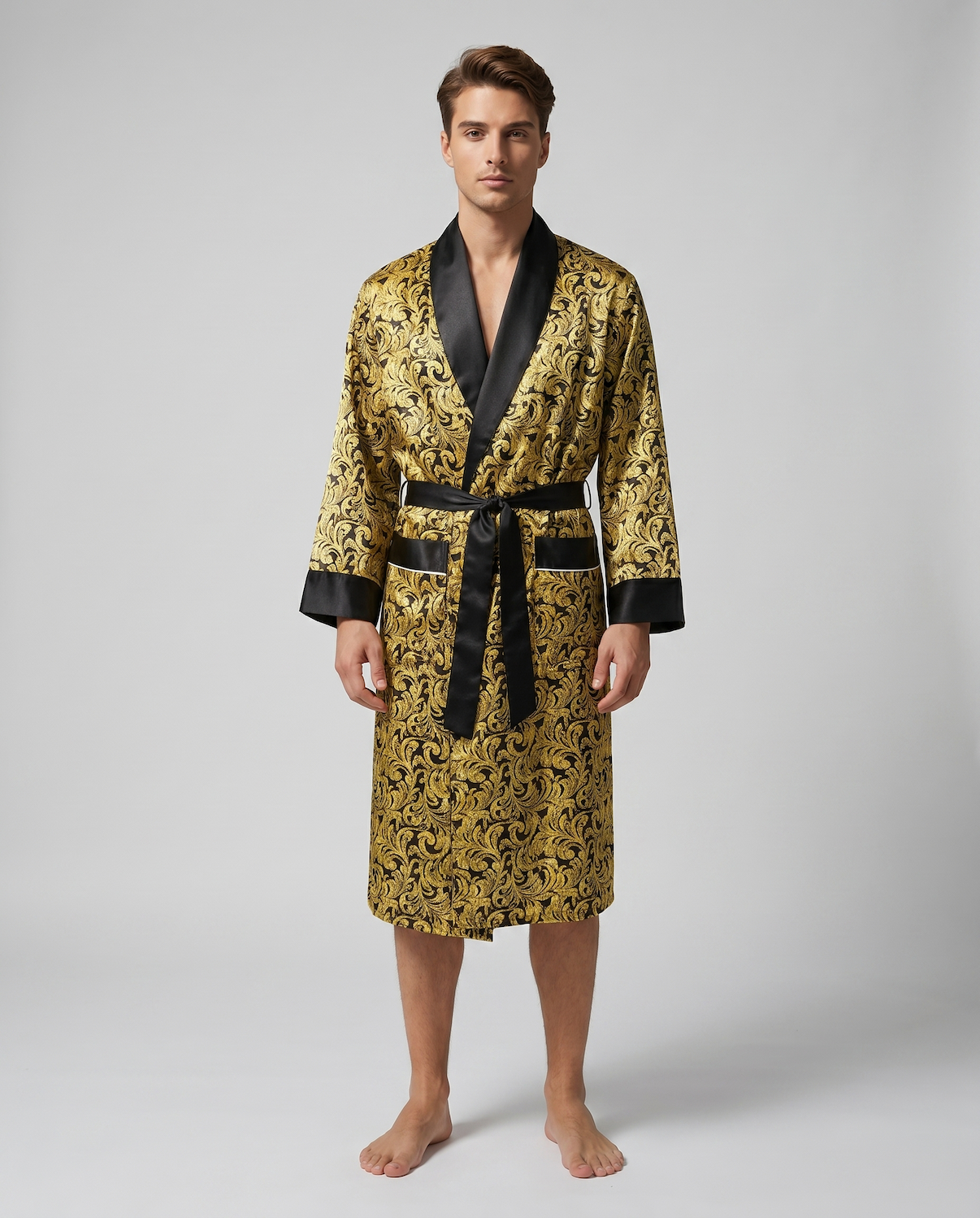 Men’s Robe – Luxurious Paisley Pattern Sleepwear