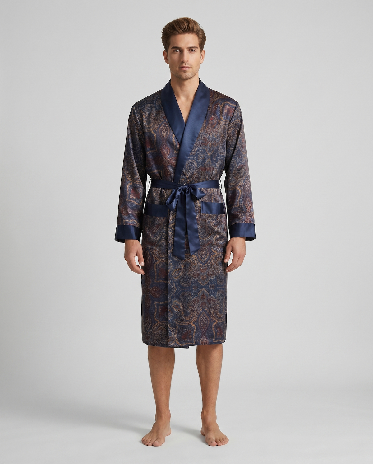 Men’s Robe – Luxurious Paisley Pattern Sleepwear