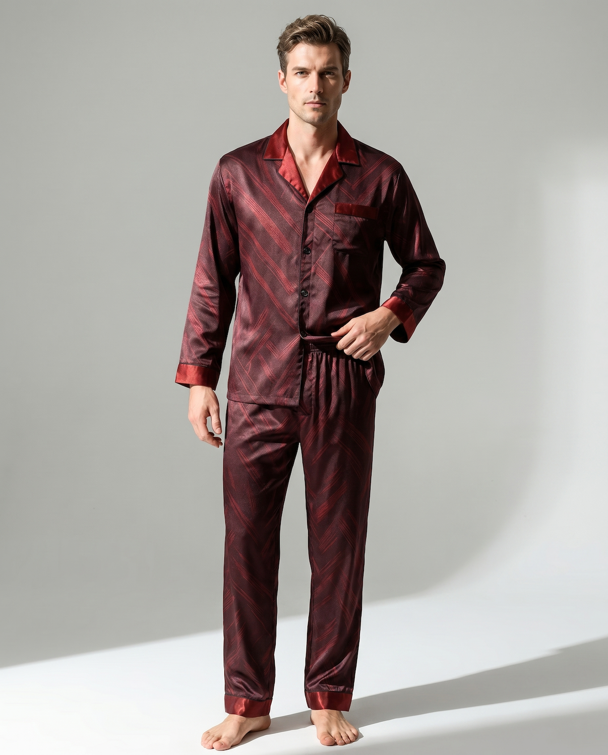 Men’s Silk-Feel Pajama Set – Long Sleeve Satin-Look Sleepwear with Elegant Pattern