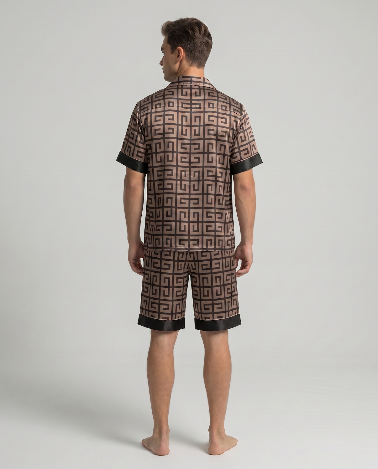 Men’s Silk-Like Pajama Set – Geometric Patterned Sleepwear