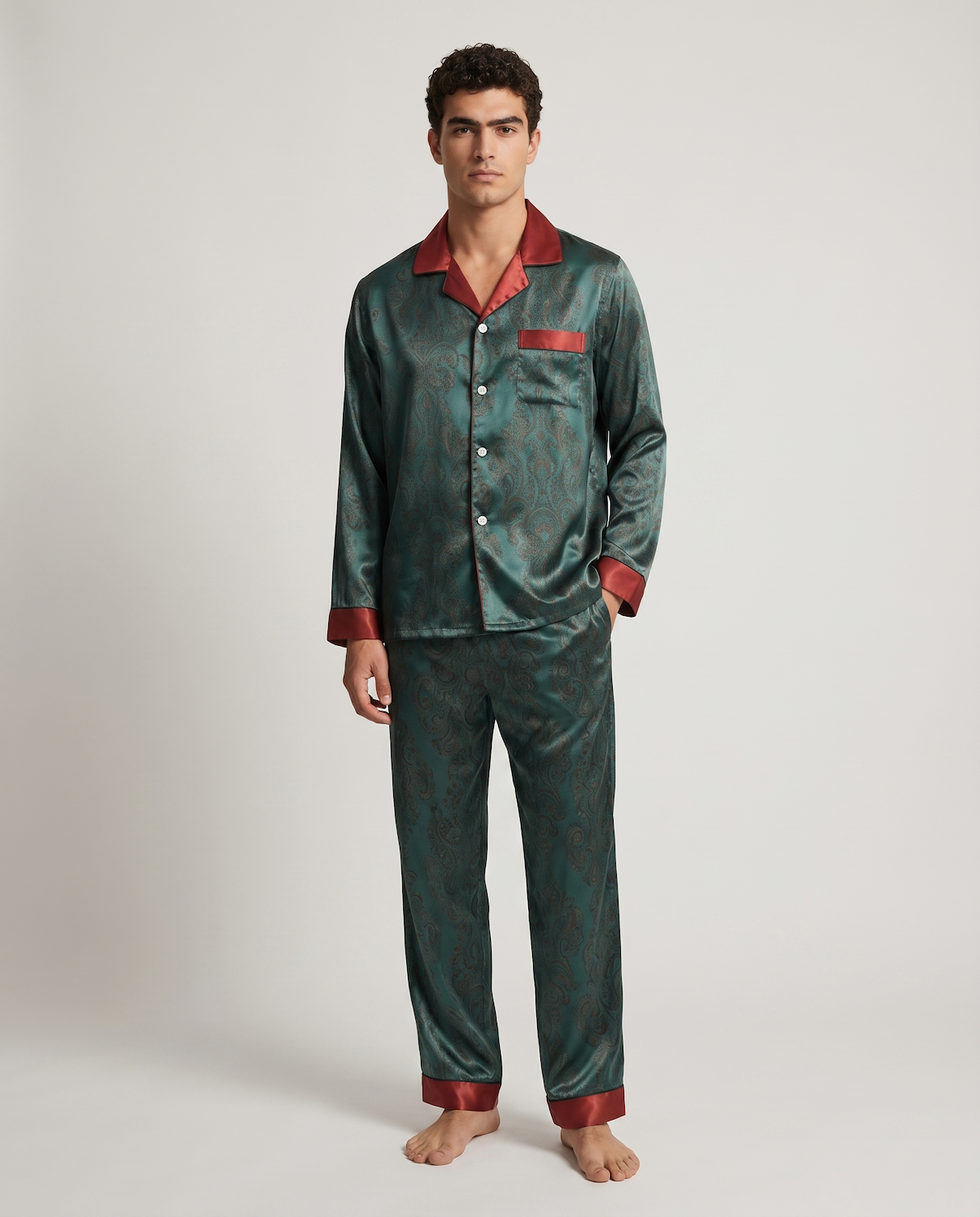 Men’s Silk-Like Pajama Set – Luxurious Paisley Pattern Sleepwear