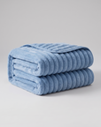 Multifunctional Pull-Tab Blanket – Warm All-Season Nap & Sofa Blanket