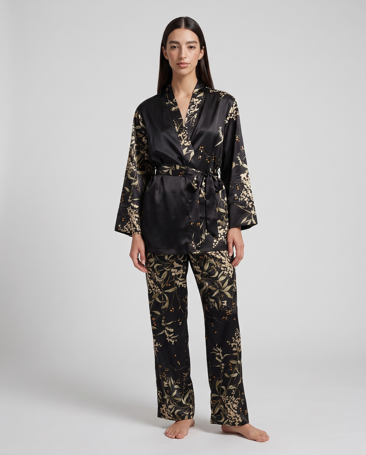 Women’s Satin Pajama Set – Long Sleeve Robe, Full-Length Pants & Premium Print