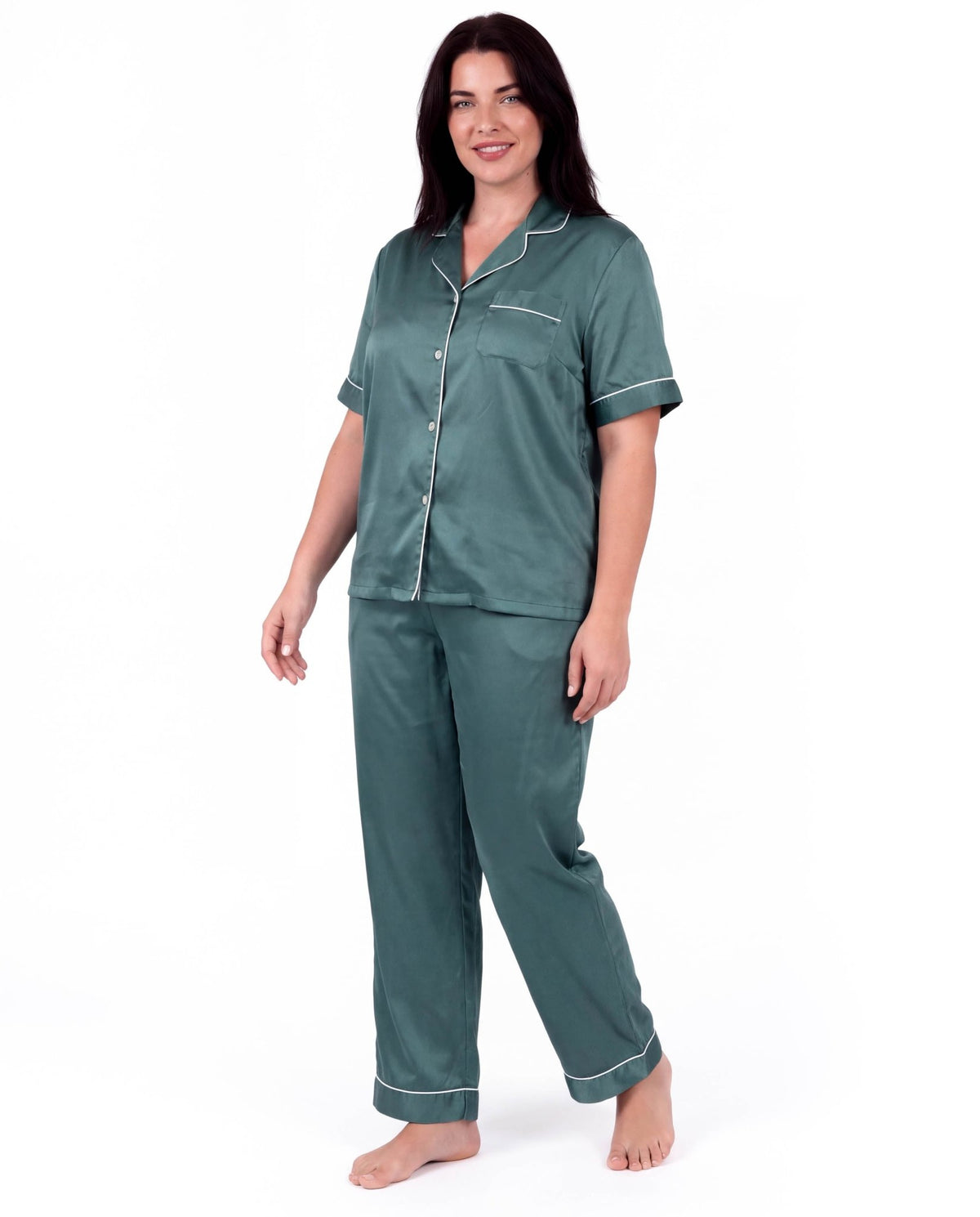 Sleepwear Set for Plus Size Women – Fashionable Tops and Long Pants Homewear
