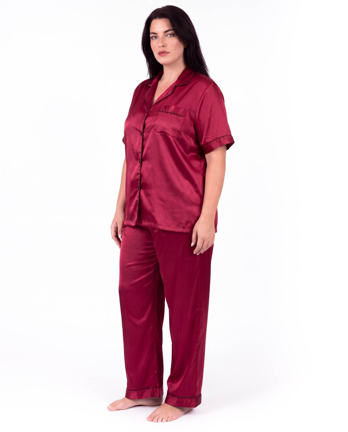 Sleepwear Set for Plus Size Women – Fashionable Tops and Long Pants Homewear