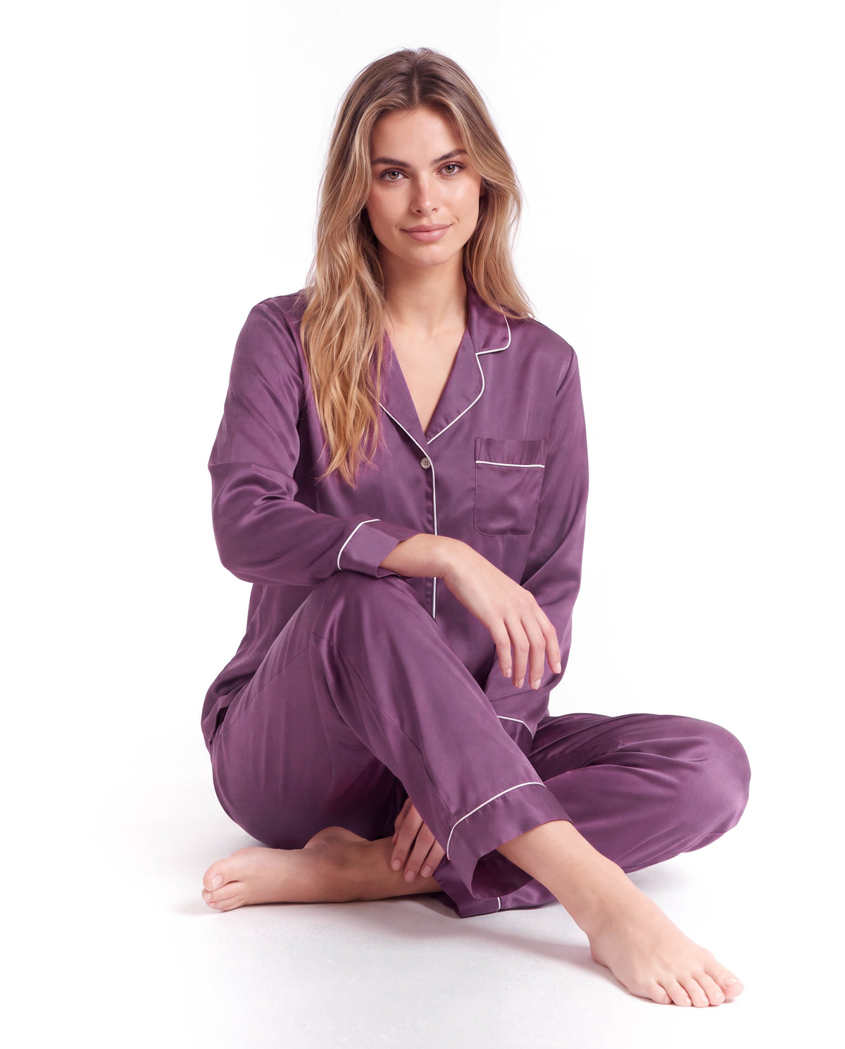 Silk Pajama Set for Women – Soft, Breathable, Luxury Sleepwear with Long Sleeves &amp; Pants