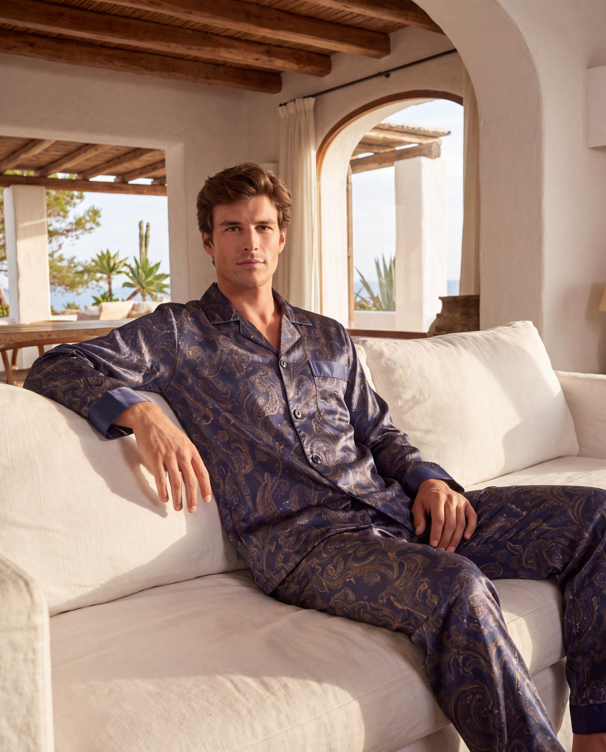 Men’s Silk-Like Pajama Set – Luxurious Paisley Pattern Sleepwear