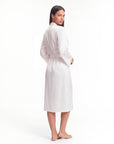 Silk Long Robe – Elegant and Comfortable Kimono Gown for Relaxing