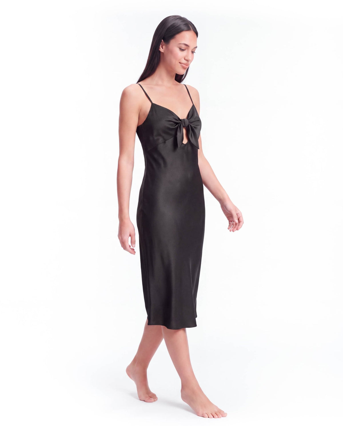 Silk Evening Gown – Elegant Bow Design, Soft &amp; Luxurious Formal Dress